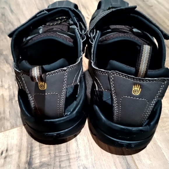 Teva Men's Closed-Toe Sport Sandal In Brown Size 10 - Picture 5 of 5